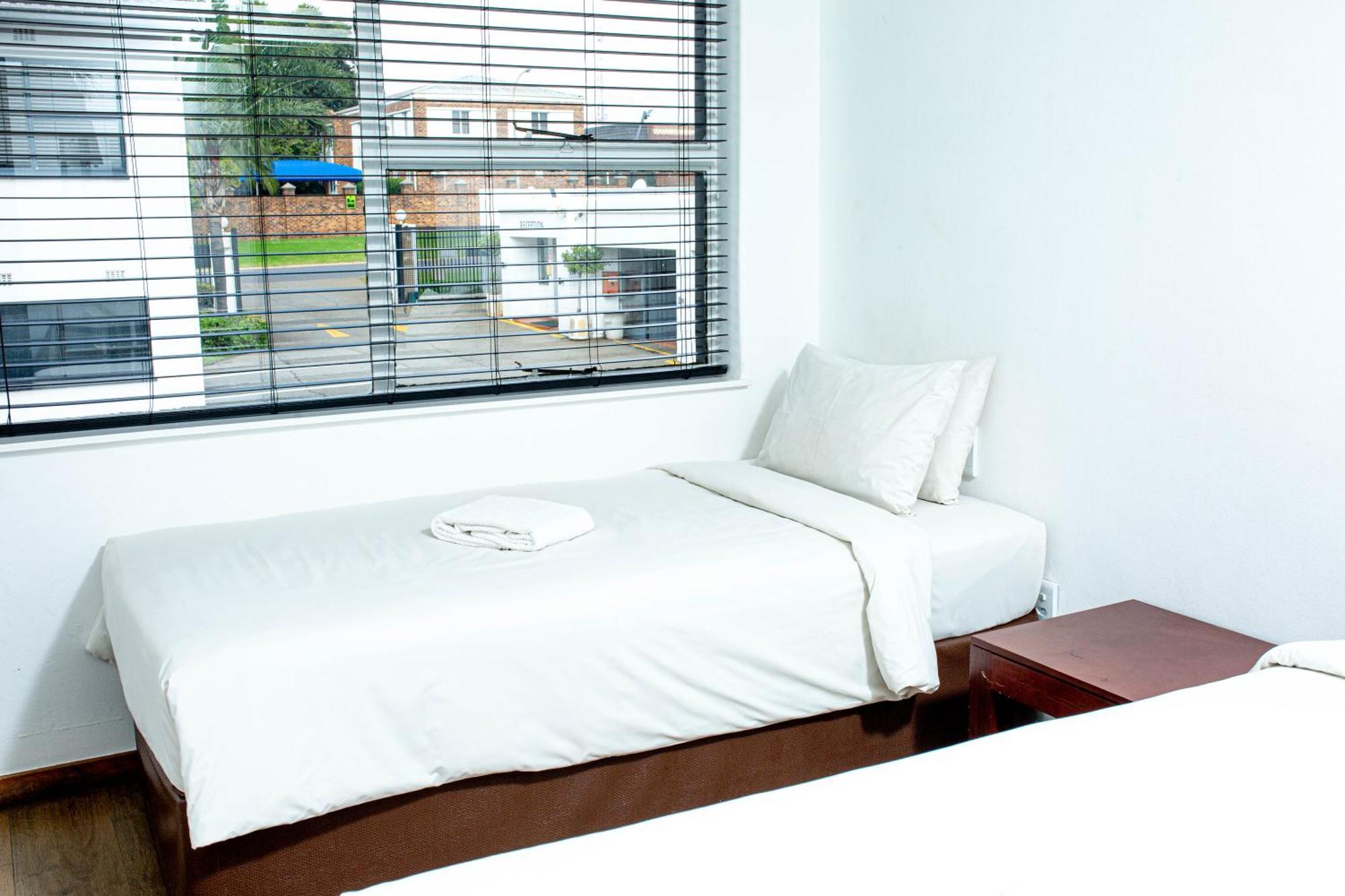 Vetho 1 Apartments Or Tambo Airport Йоганнесбурґ Екстер'єр фото