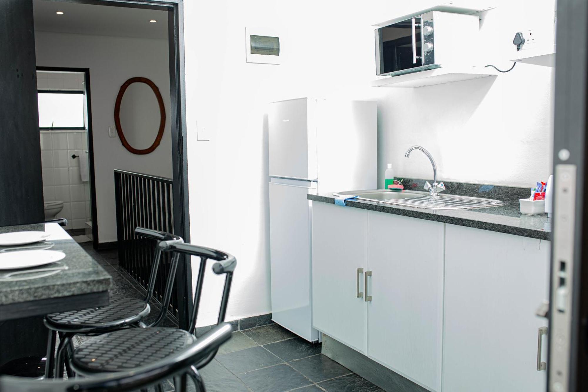 Vetho 1 Apartments Or Tambo Airport Йоганнесбурґ Екстер'єр фото