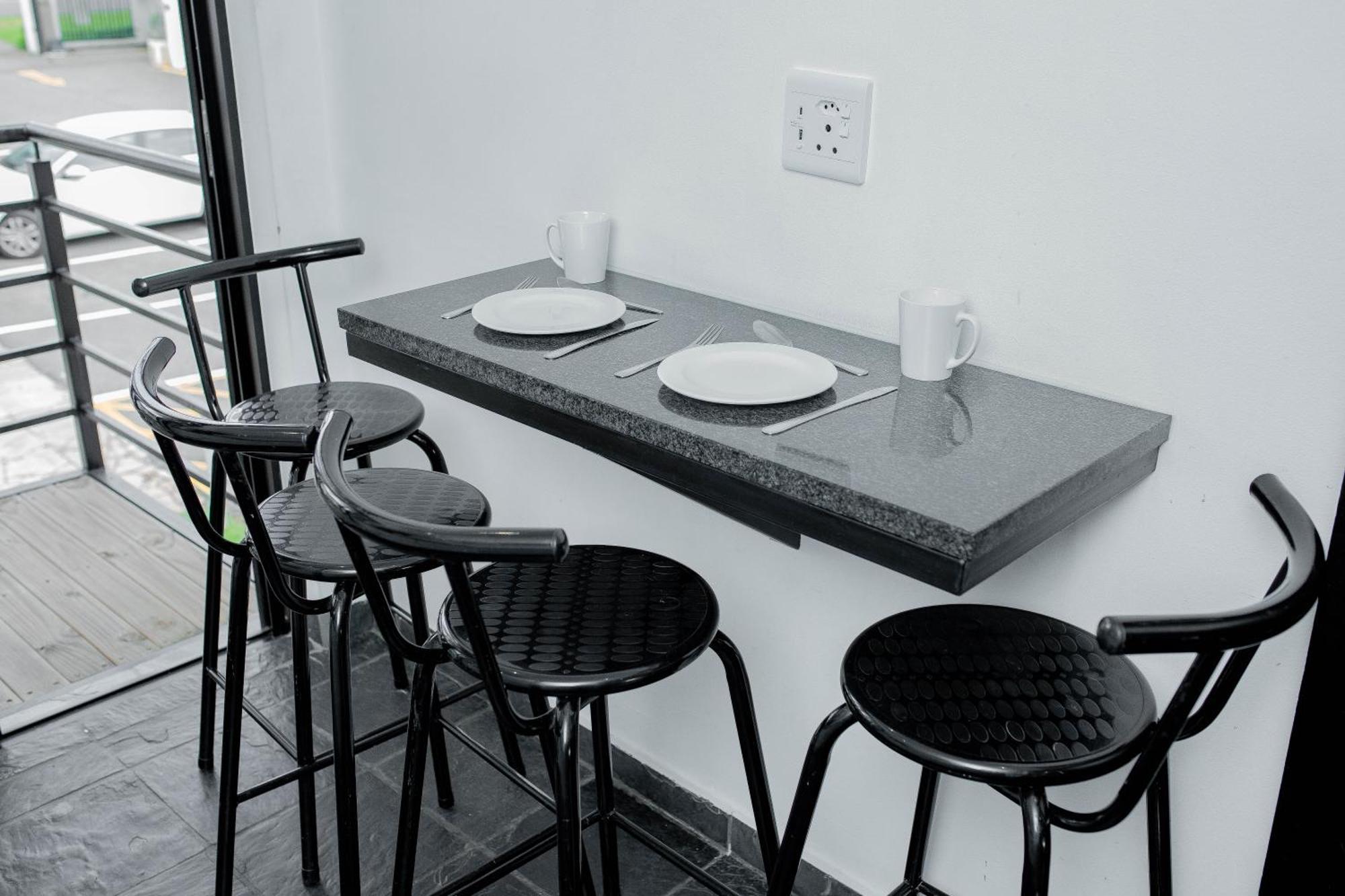 Vetho 1 Apartments Or Tambo Airport Йоганнесбурґ Екстер'єр фото